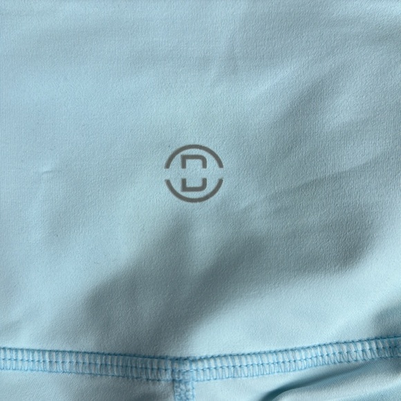 DYI Take Control Crop Leggings - Picture 4 of 4